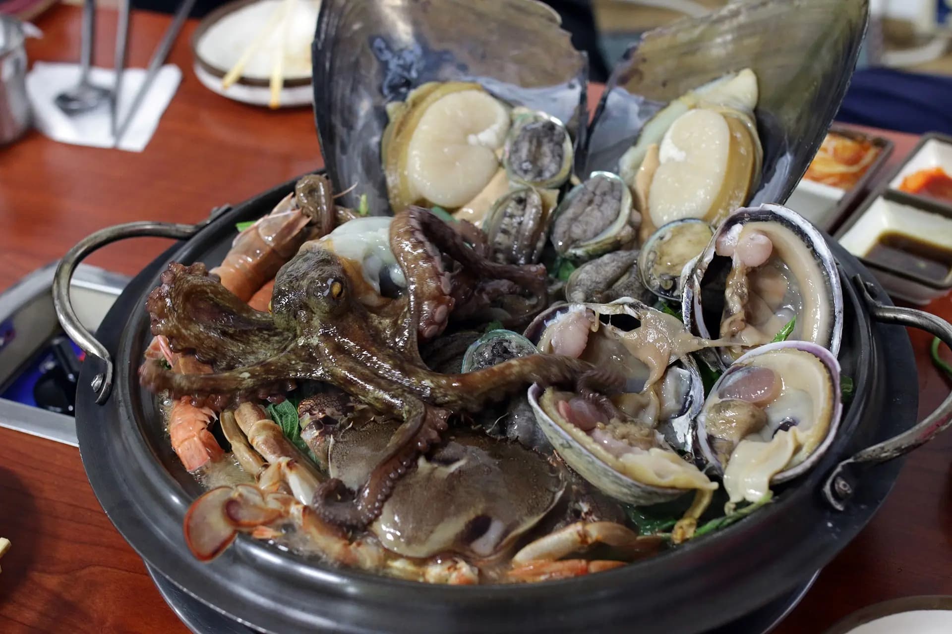 달마야해물탕 북촌