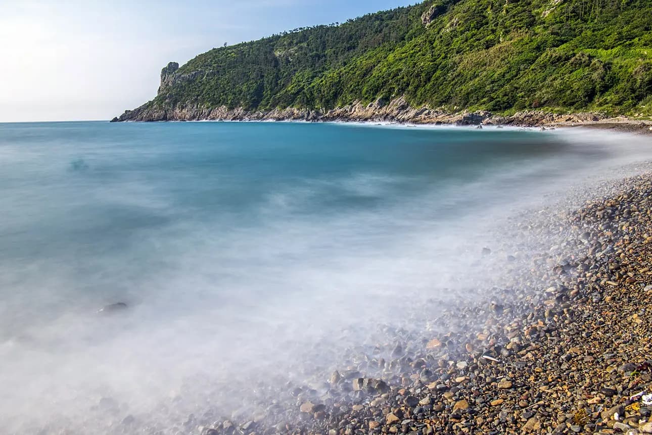 모진이몽돌해변