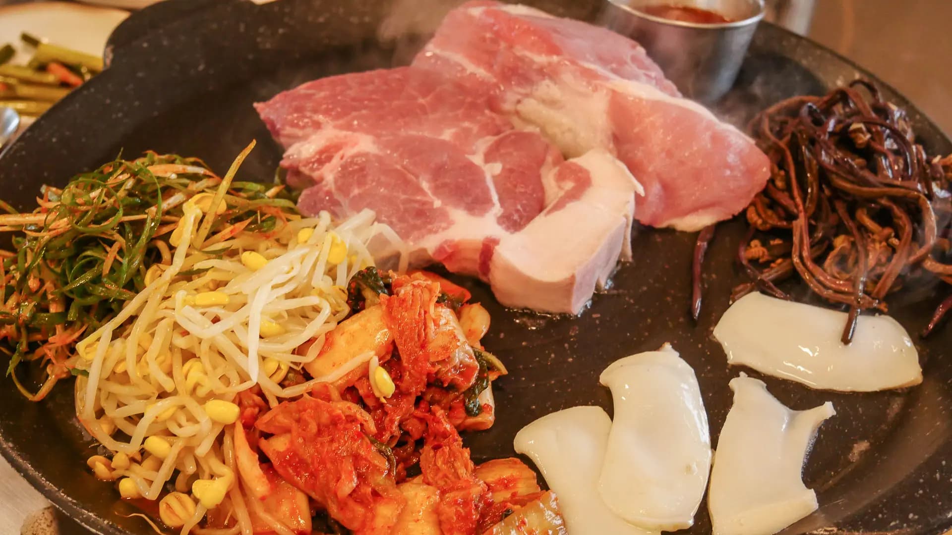 중문솥뚜껑