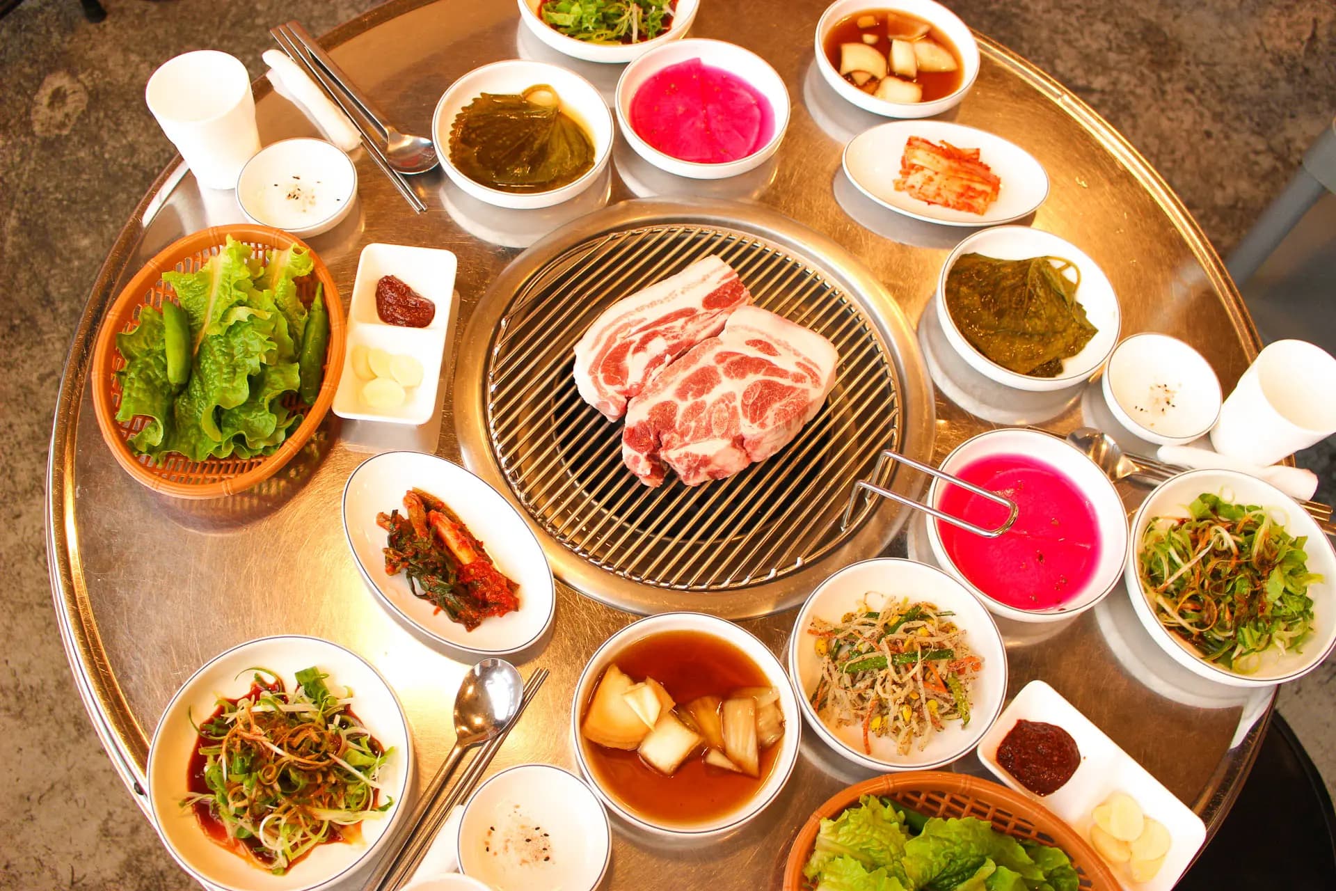 돈이랑 제주흑돼지 본점