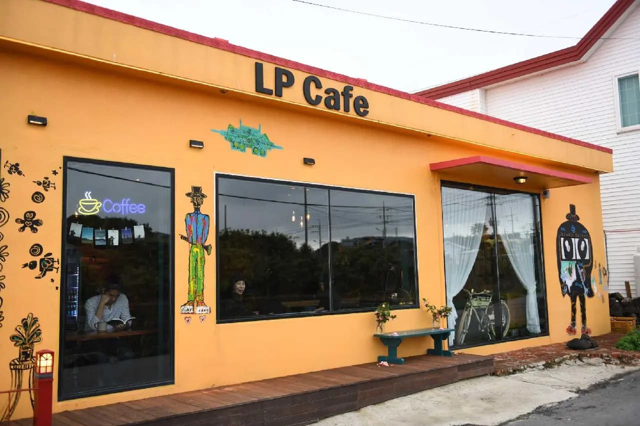 Cafe 141